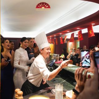 An Evening with Miss Cosmo tại Steakhouse The Fan