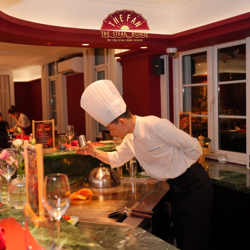 Chef Mai Anh Đức – Linh Hồn Của Teppanyaki tại Steakhouse The Fan